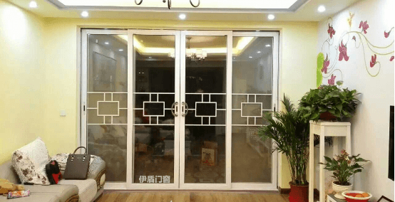 伊盾门窗