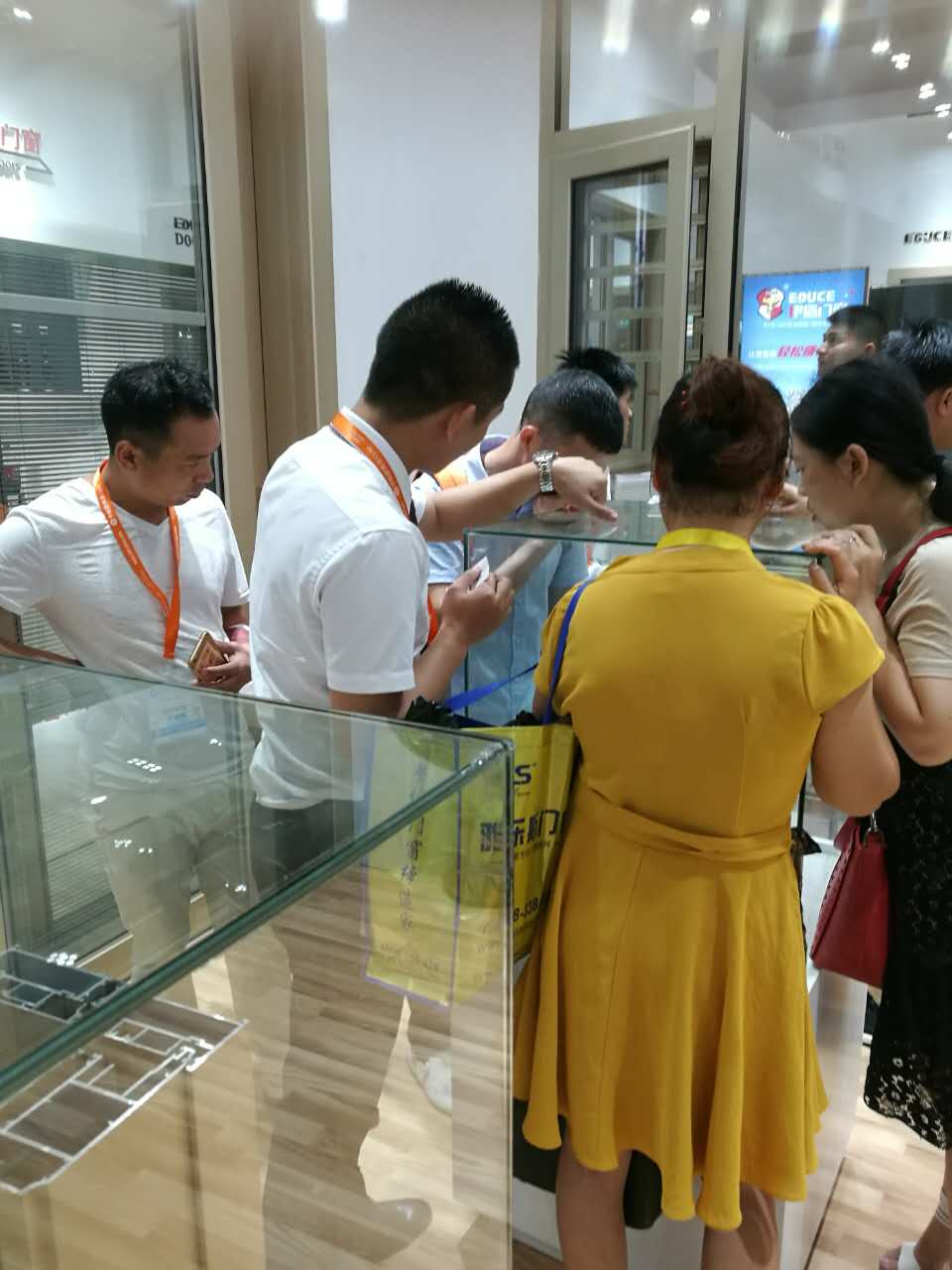 高端门窗加盟伊盾门窗