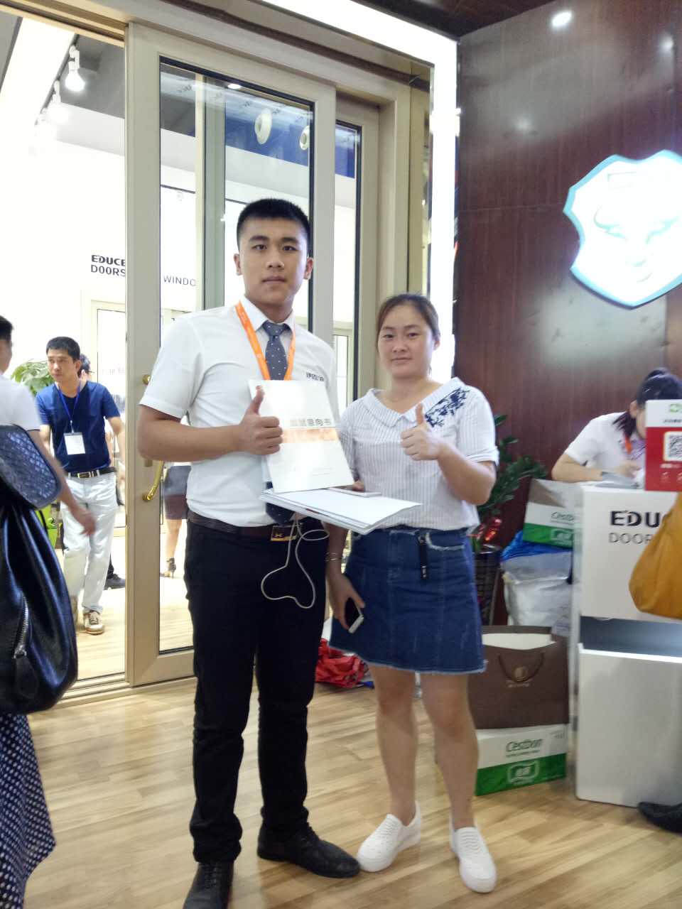 门窗加盟伊盾门窗