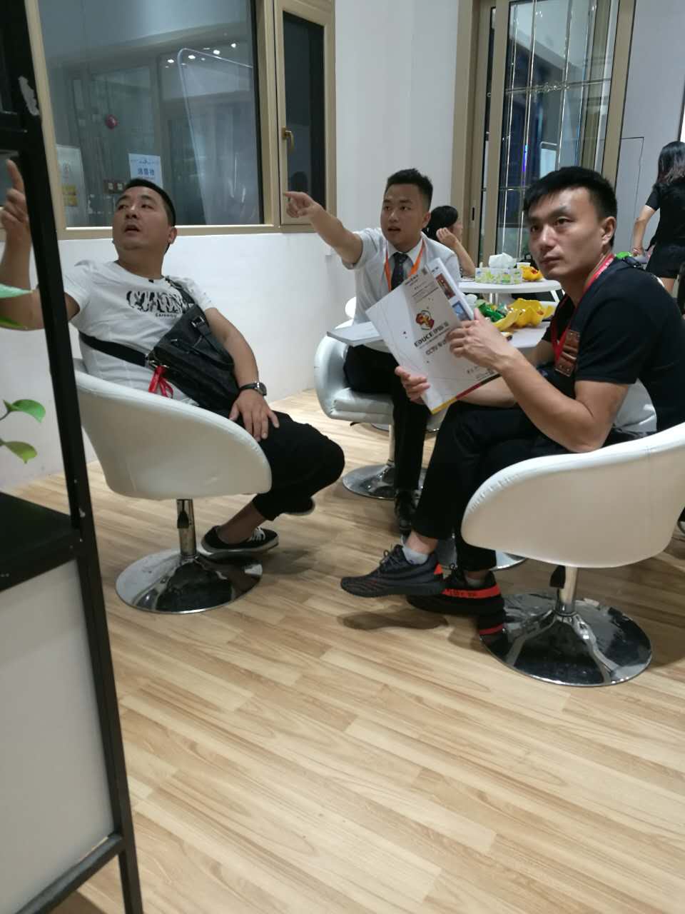 伊盾门窗广州建博会