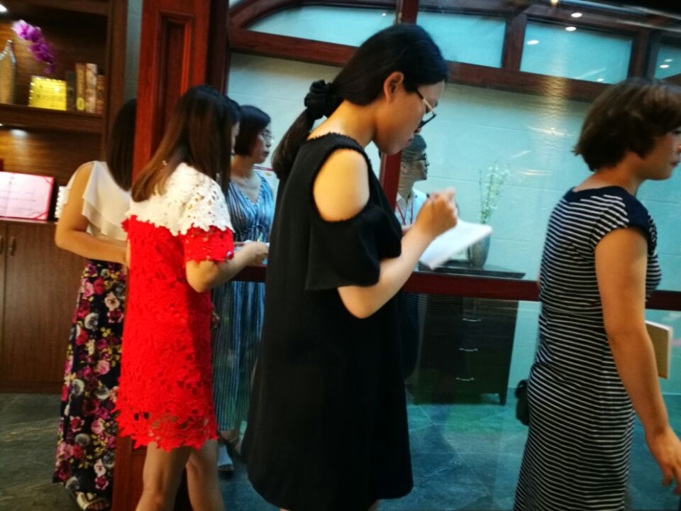 伊盾门窗金牌店长培训