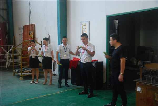 门窗加盟伊盾门窗