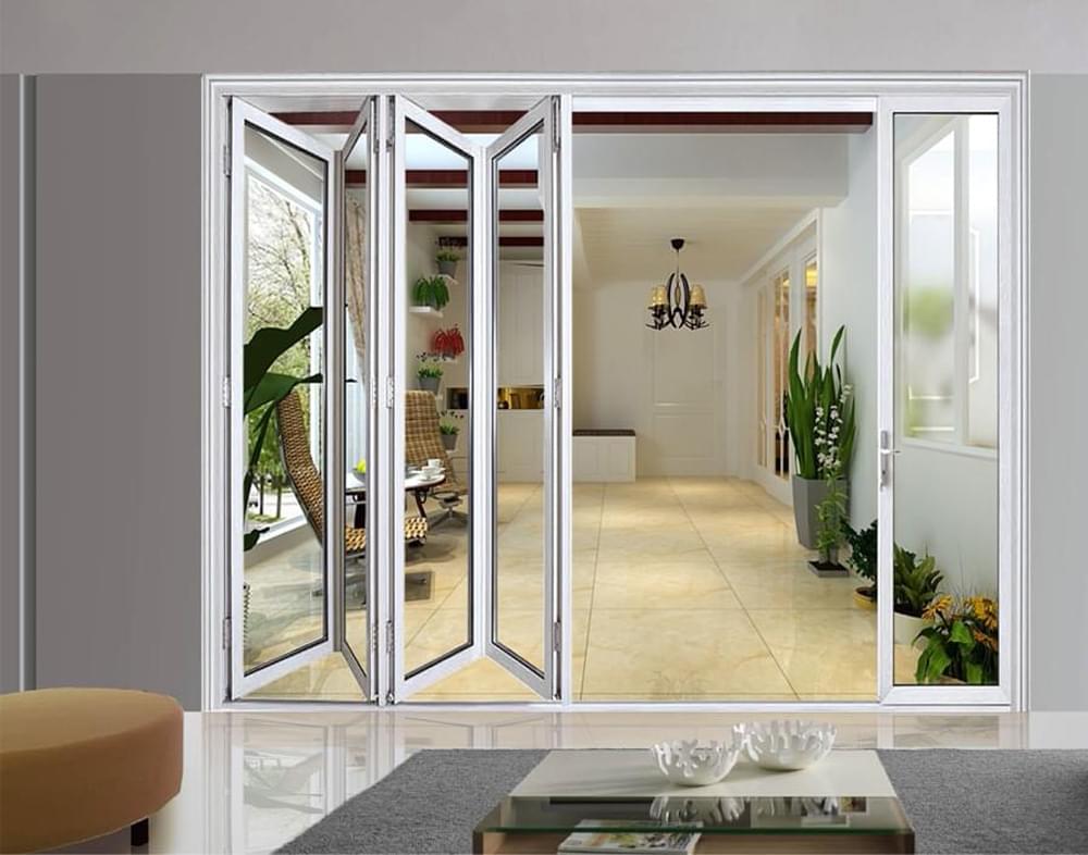 Y阳台折叠门应用场景